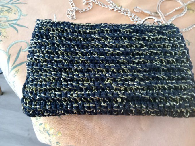 Pochette  noir et or