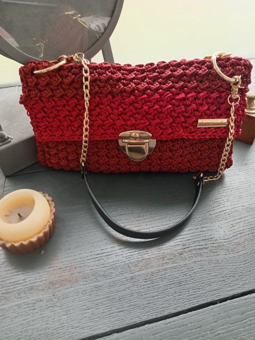 POCHETTE BORDEAUX