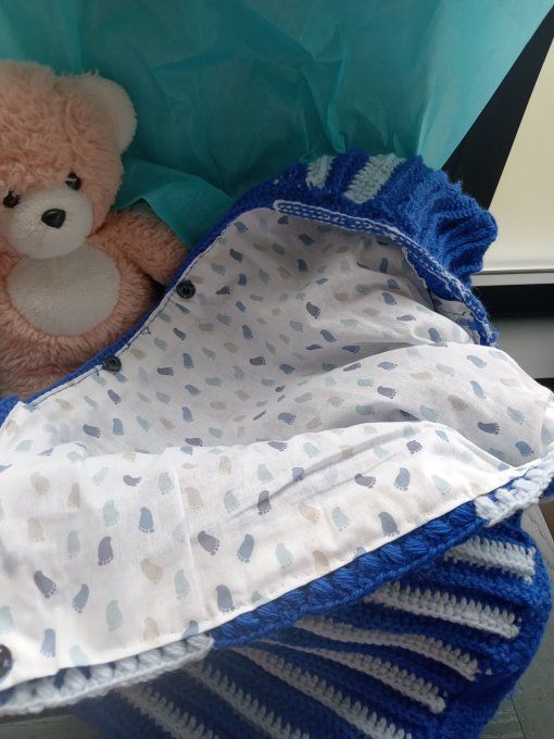 NID D'ANGE BLEU ET BLANC