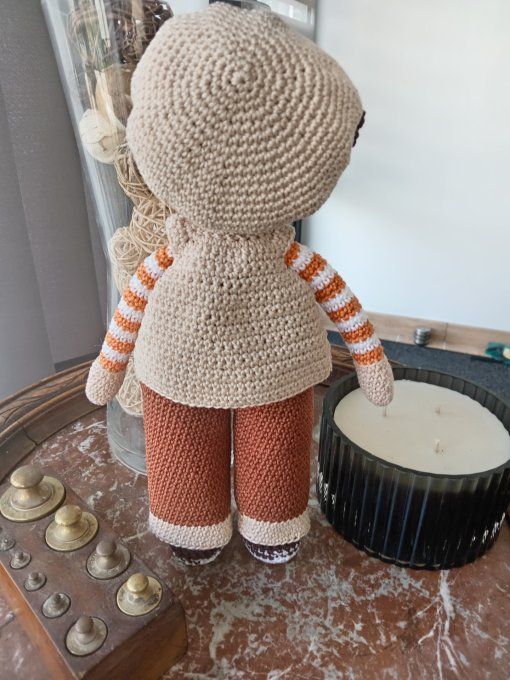 BONHOMME FIGURINE EN COTON FAIT MAIN