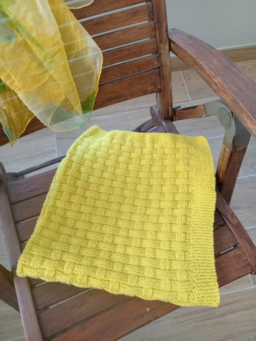 COUVERTURE EN LAINE ACRYLIQUE