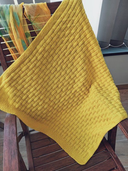 COUVERTURE EN LAINE ACRYLIQUE