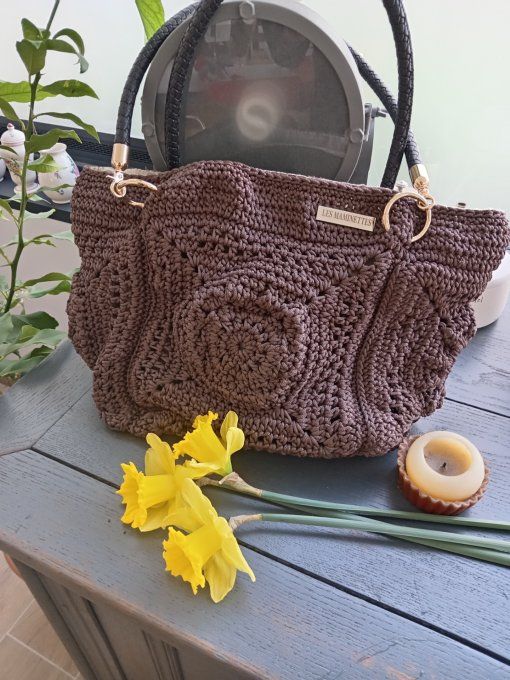 SAC A MAIN EN GRANNY