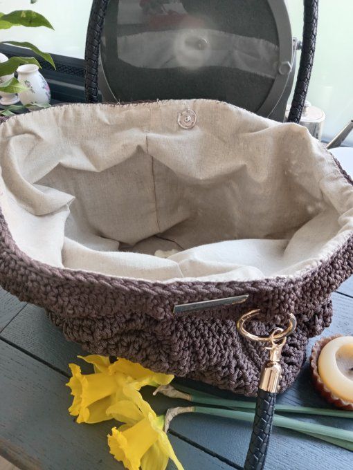 SAC A MAIN EN GRANNY