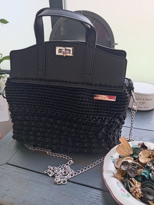 SAC A MAIN NOIR FAIT MAIN AU CROCHET